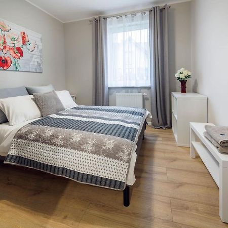 Apartament Liliowa 4 Z Tarasem Kudowa-Zdrój Exteriör bild