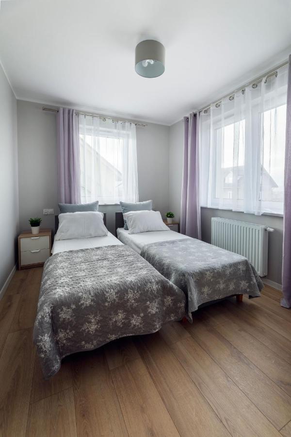 Apartament Liliowa 4 Z Tarasem Kudowa-Zdrój Exteriör bild